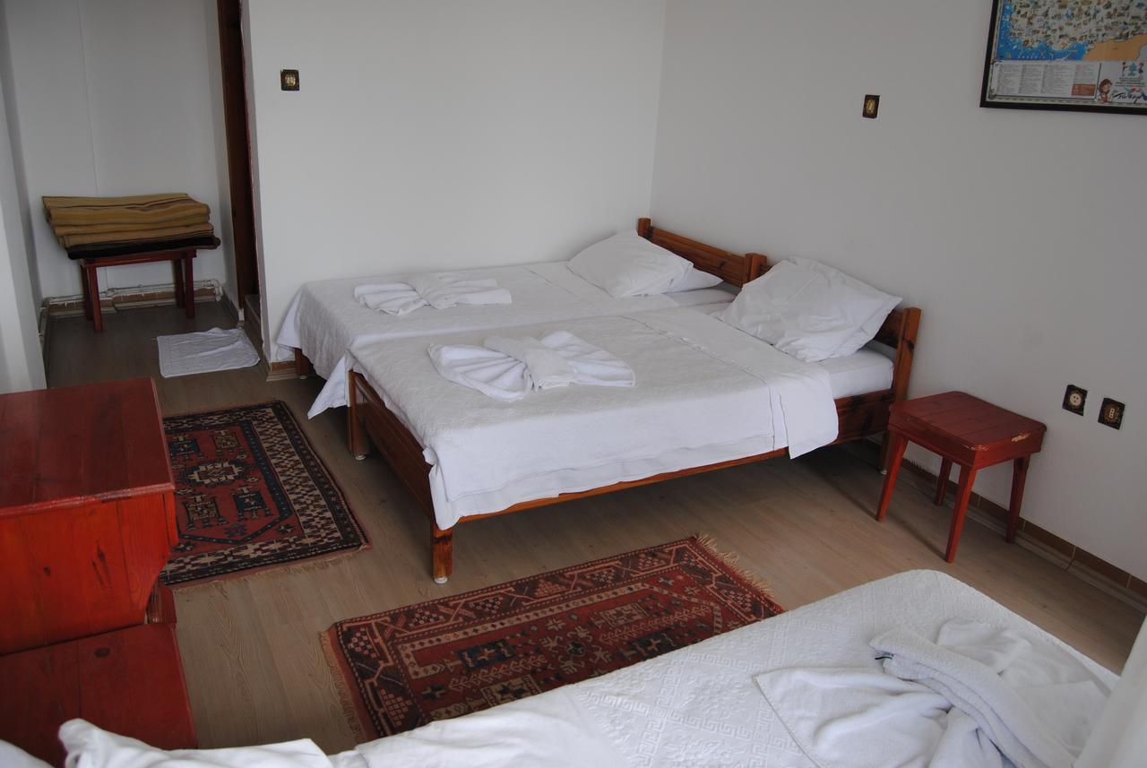 Hotel Hisarlık Halileli Oda fotoğraf