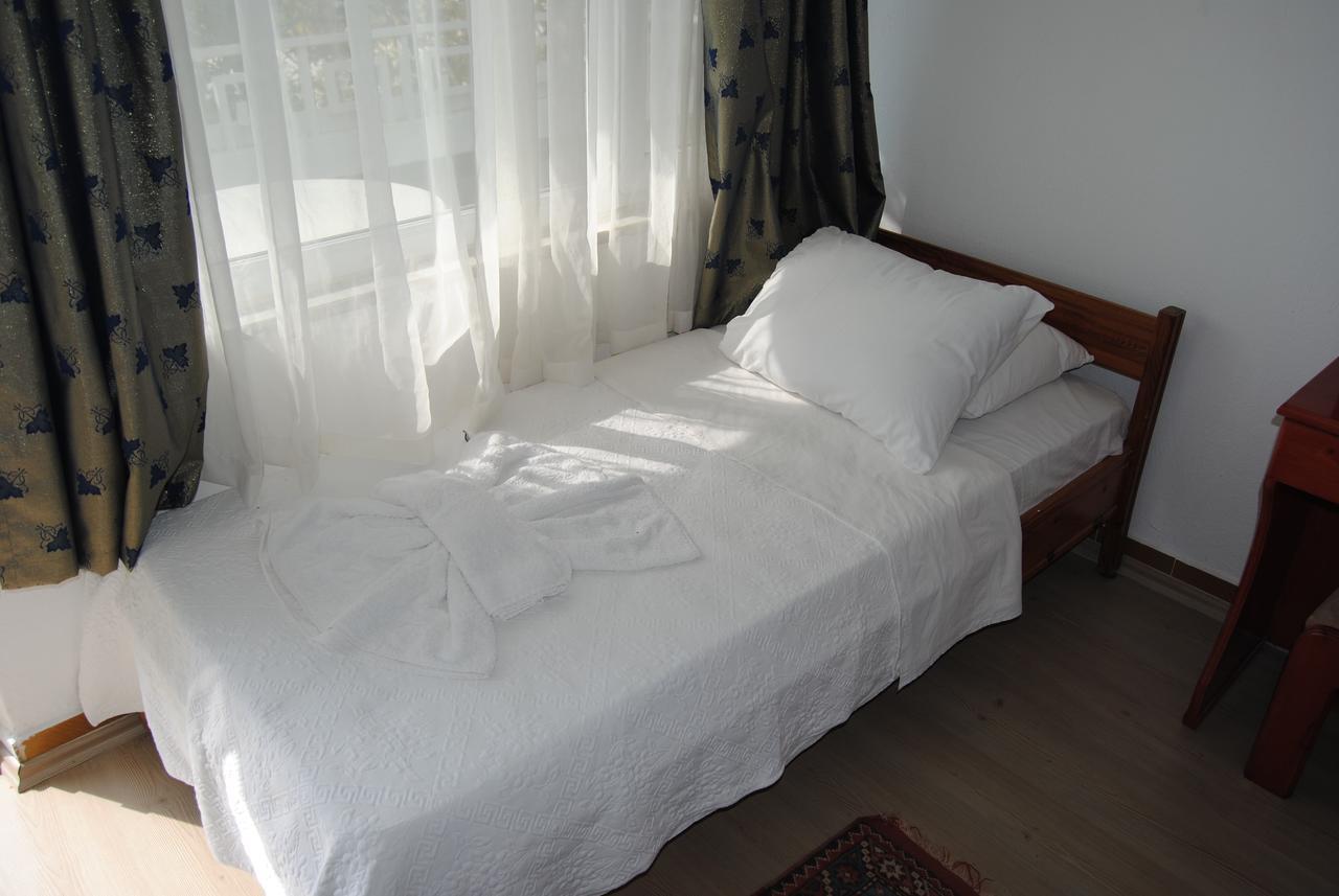 Hotel Hisarlık Halileli Oda fotoğraf